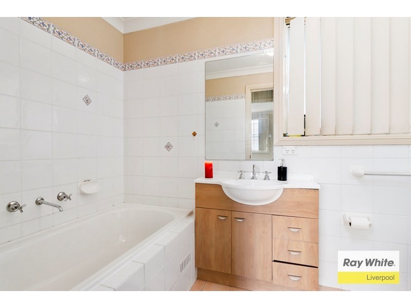 5/37 Rosewood Avenue, Prestons NSW 2170