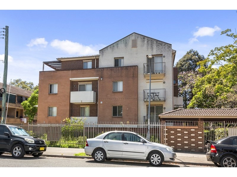 17/22-24 Goulburn Street, Liverpool NSW 2170