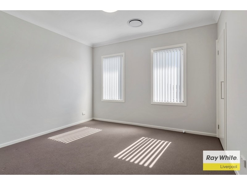 8 Polya Place, Horningsea Park NSW 2171