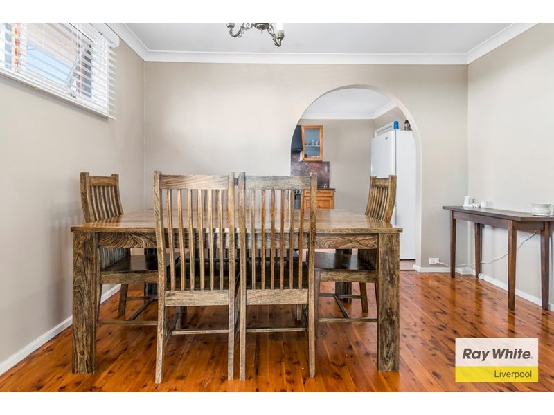 10 Colonial Place, Casula NSW 2170