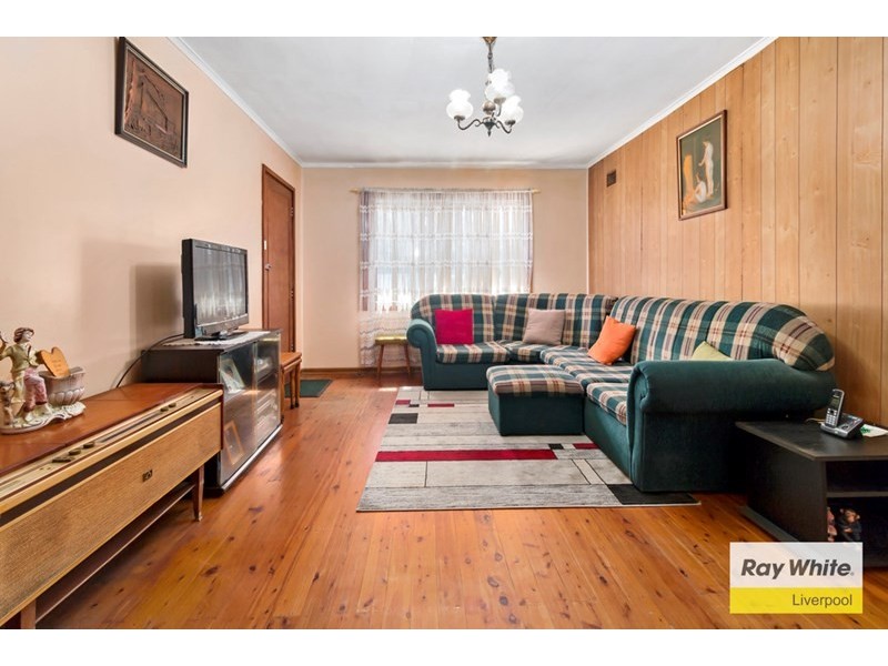 34 Cartwright Avenue, Miller NSW 2168