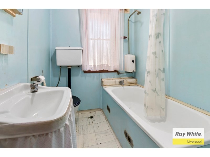 34 Cartwright Avenue, Miller NSW 2168