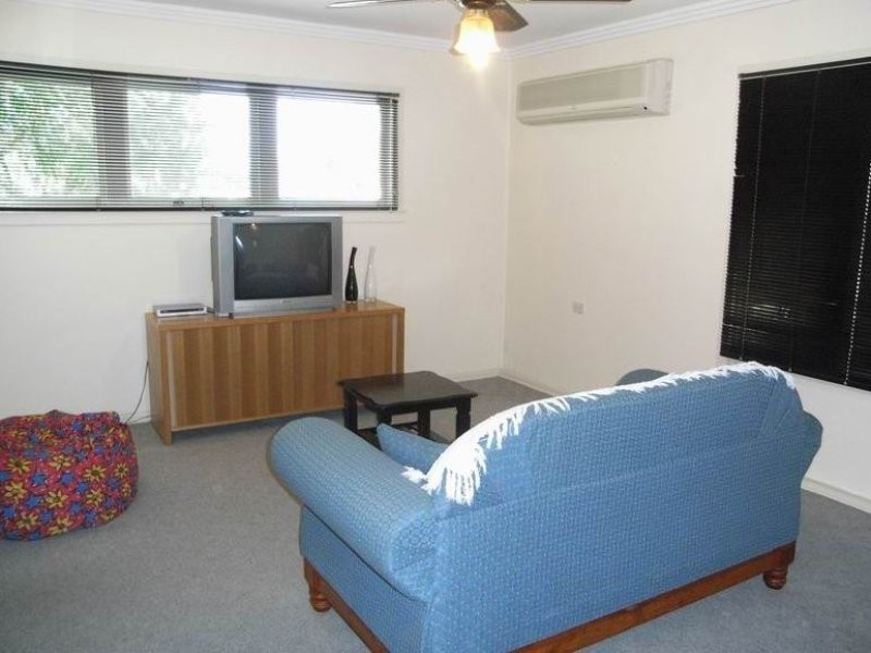 8 Festival Street, Sadleir NSW 2168