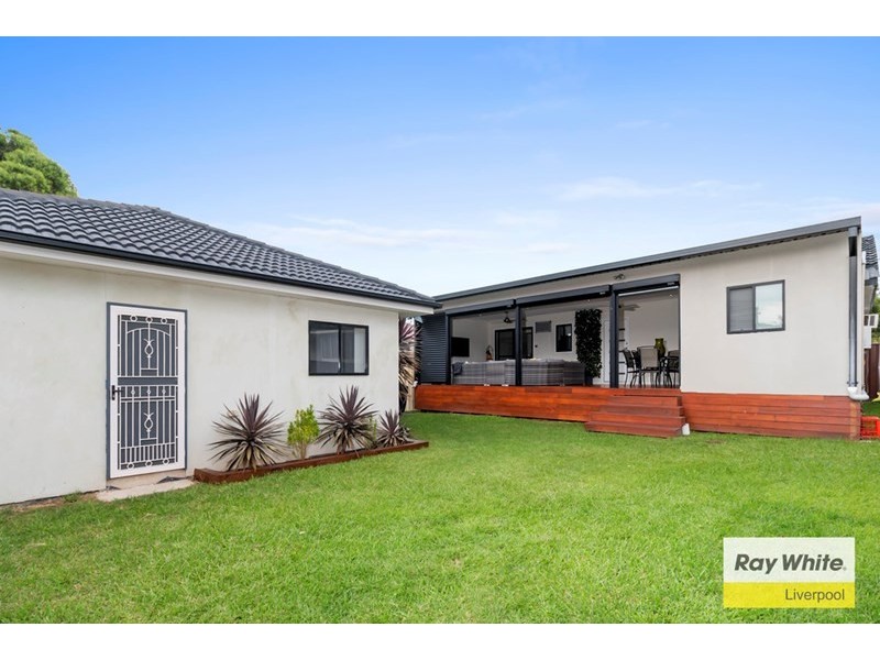 15 Glenwari Street, Sadleir NSW 2168