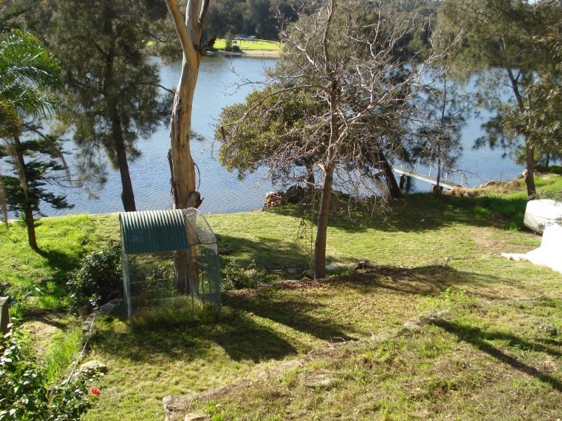 12 St George Crescent, Sandy Point NSW 2172