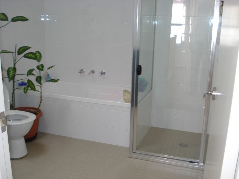 West Hoxton NSW 2171