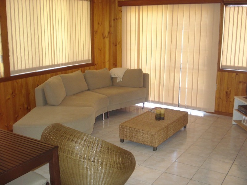 2 Bell Place, Moorebank NSW 2170