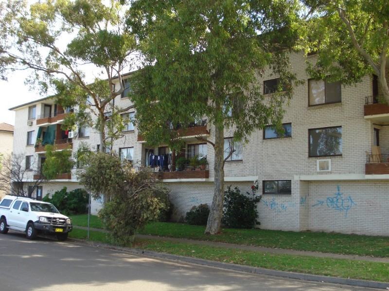 7/22-24 Remembrance Drive, Warwick Farm NSW 2170