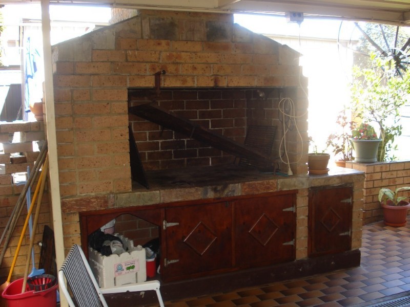 106 Melbourne Avenue, St Johns Park NSW 2176