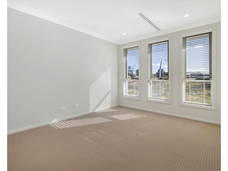 14 Vinny Road, Edmondson Park NSW 2174