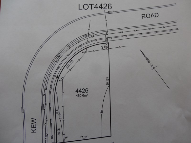 28 Kew Road, Carnes Hill NSW 2171