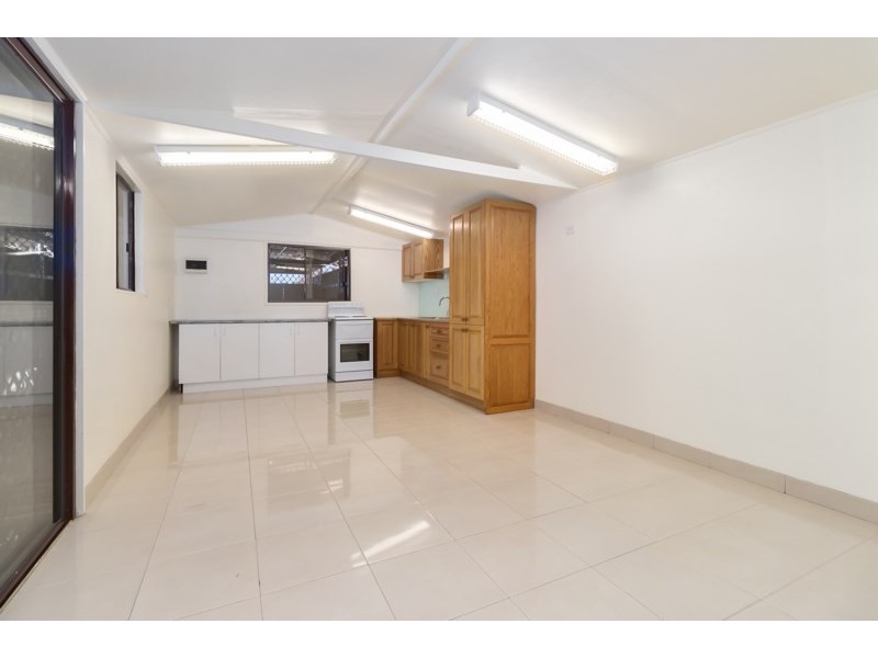 15 Wendouree Street, Busby NSW 2168