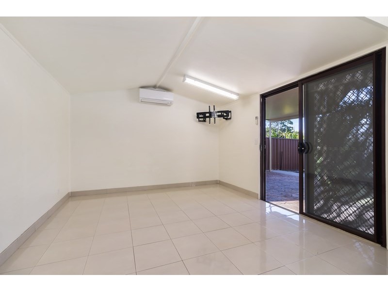 15 Wendouree Street, Busby NSW 2168