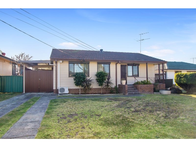 15 Wendouree Street, Busby NSW 2168