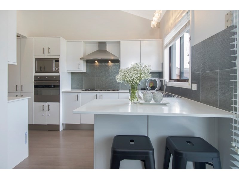 4 Lorne Place, Bossley Park NSW 2176