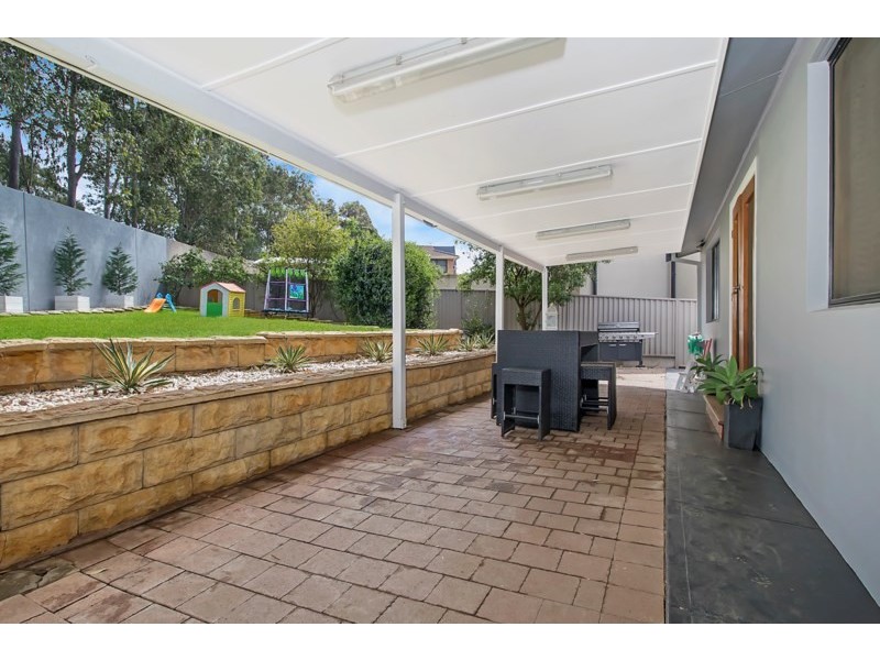 4 Lorne Place, Bossley Park NSW 2176