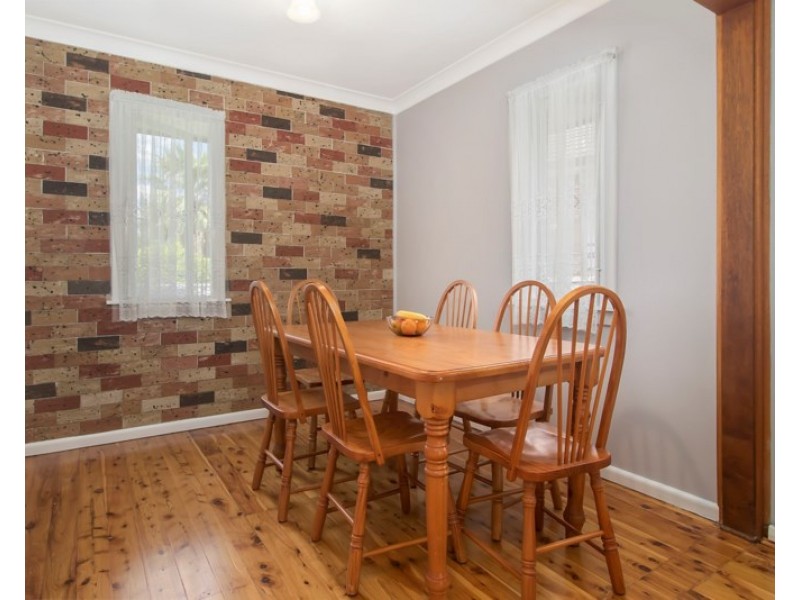 21 Williamson Crescent, Warwick Farm NSW 2170