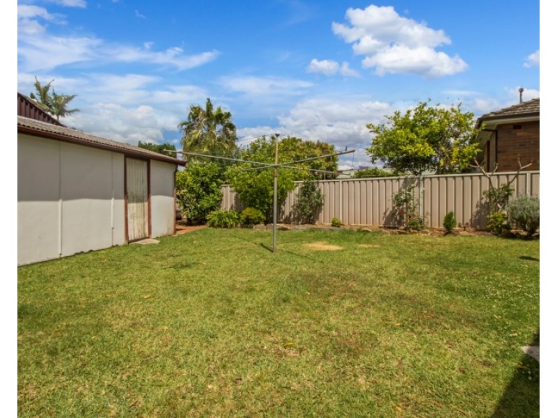 21 Williamson Crescent, Warwick Farm NSW 2170