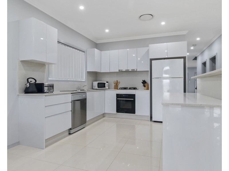 15A Templeton Crescent, Moorebank NSW 2170