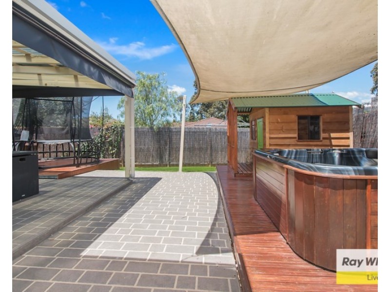 3 Cayley Place, Horningsea Park NSW 2171