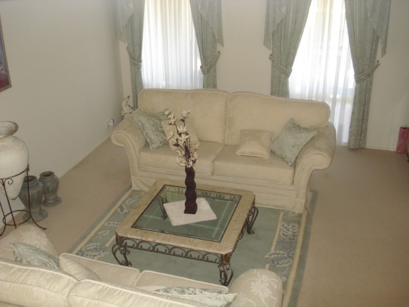 West Hoxton NSW 2171