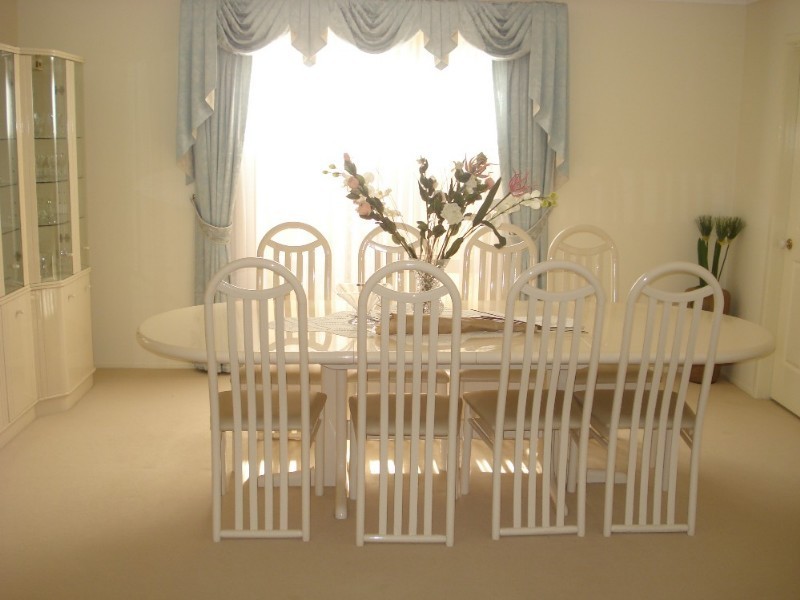 West Hoxton NSW 2171