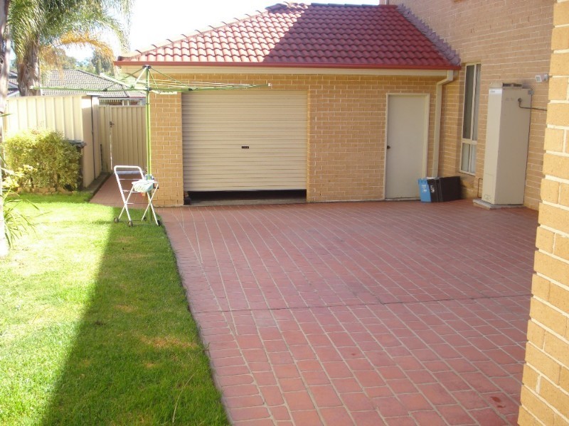 West Hoxton NSW 2171