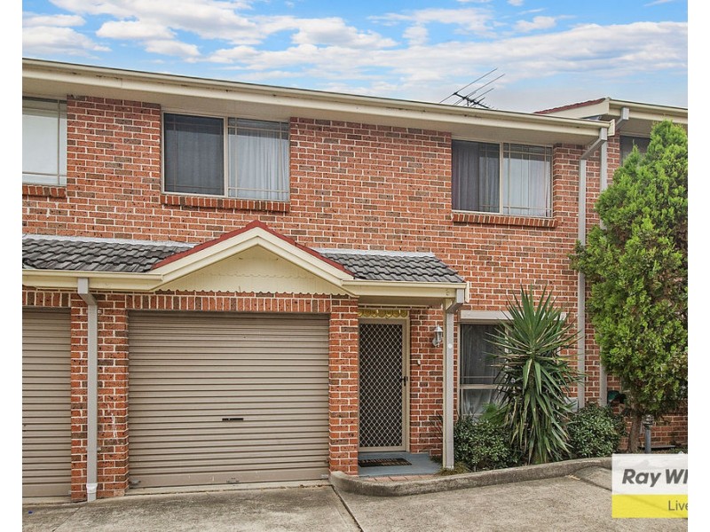 10/13-15 Carnation Avenue, Casula NSW 2170