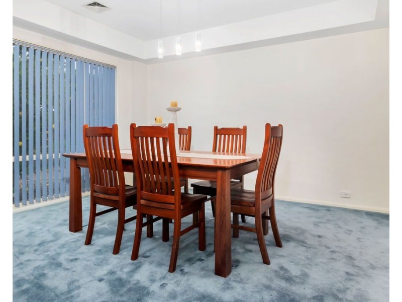 16 Aintree Close, Casula NSW 2170