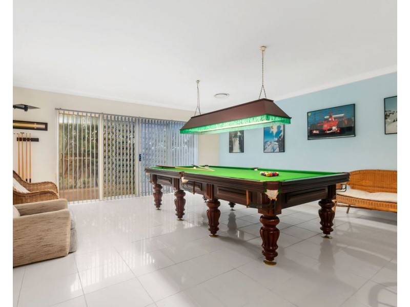 16 Aintree Close, Casula NSW 2170