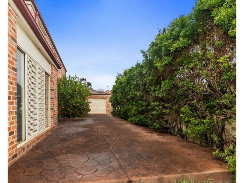 16 Aintree Close, Casula NSW 2170