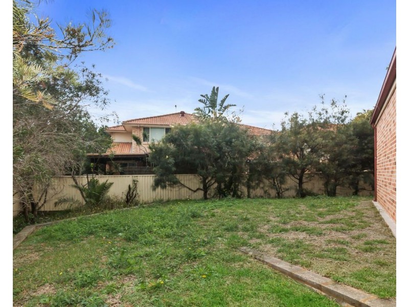 16 Aintree Close, Casula NSW 2170