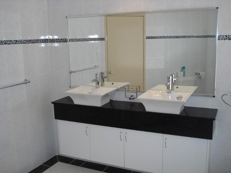 West Hoxton NSW 2171