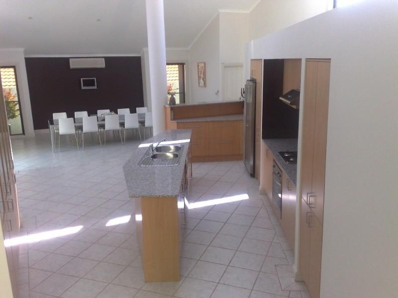 West Hoxton NSW 2171