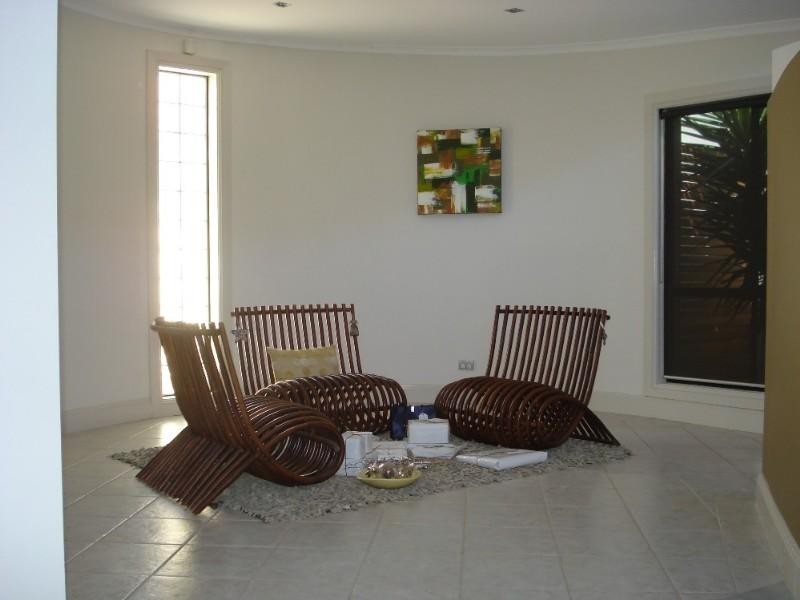 West Hoxton NSW 2171