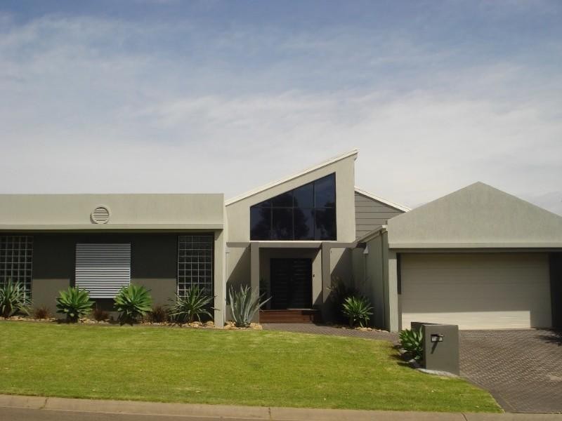 West Hoxton NSW 2171