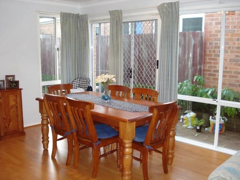 8a Kylie Close, Casula NSW 2170