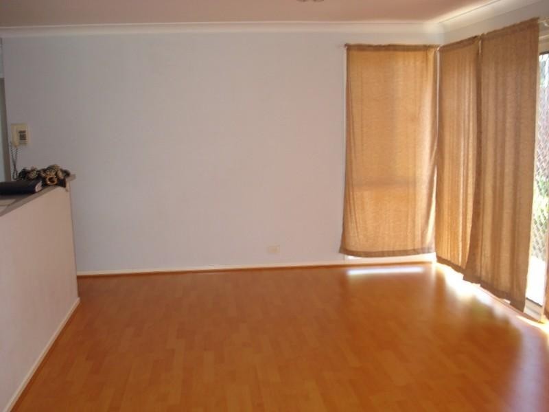 8a Kylie Close, Casula NSW 2170