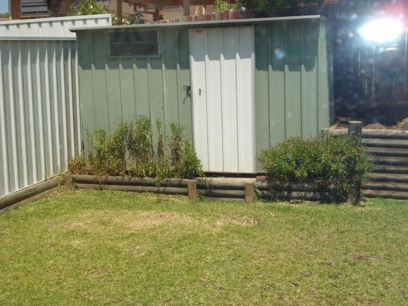 8a Kylie Close, Casula NSW 2170