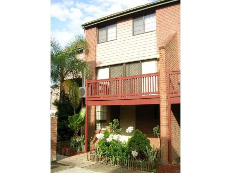 6/3 Atkinson Street, Liverpool NSW 2170