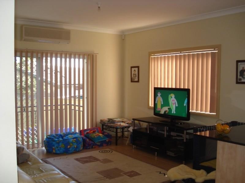 3/2 Lalor Street, Glenfield NSW 2167