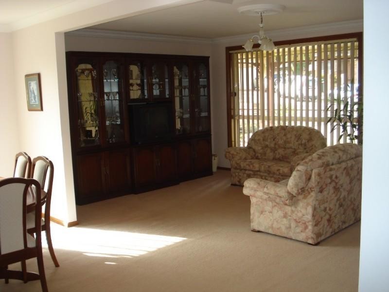 2/2 Grassy Close, Hinchinbrook NSW 2168