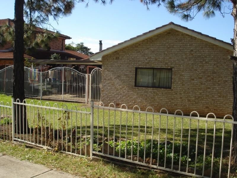 62 Reserve Road, Casula NSW 2170