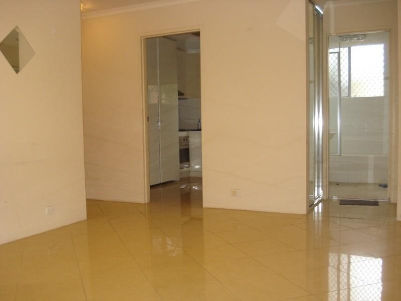 3/4 Collimore Street, Liverpool NSW 2170