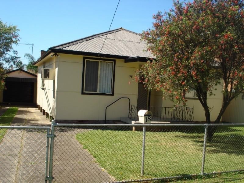 18 Cooper Avenue, Moorebank NSW 2170