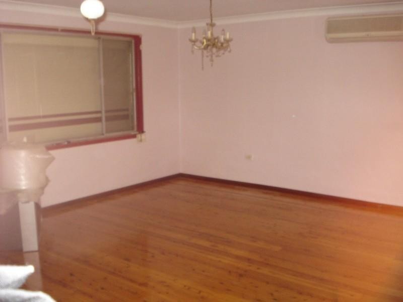 5 Birch Avenue, Casula NSW 2170