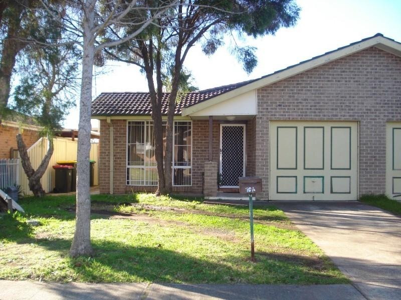 10a Lorikeet Crescent, Green Valley NSW 2168