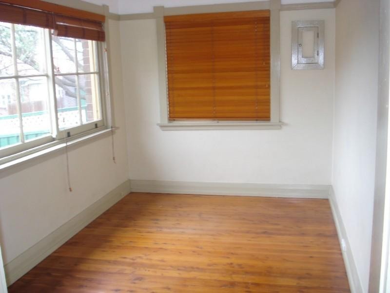 305 Lyons Road, Russell Lea NSW 2046
