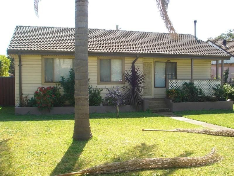 15 Lamont Place, Cartwright NSW 2168