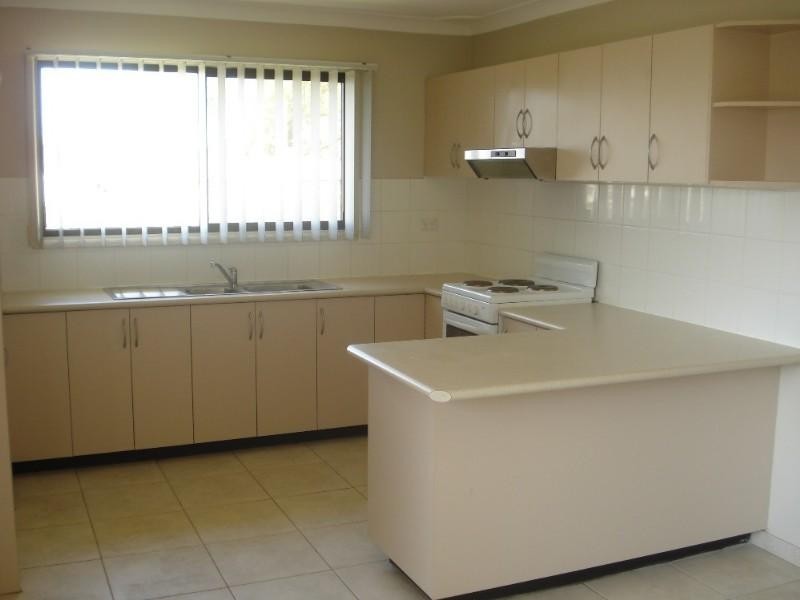 Fairfield West NSW 2165